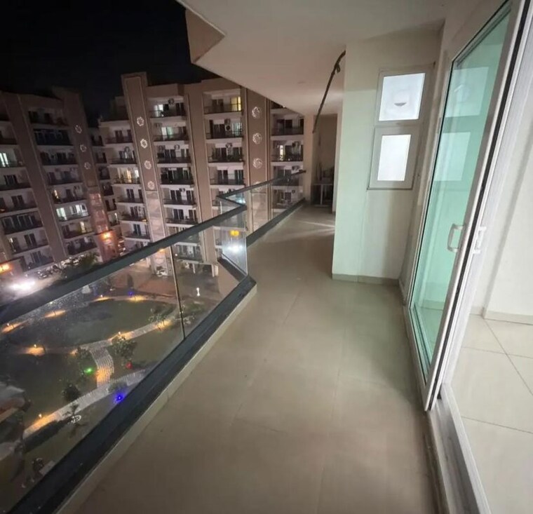 Balcony, hermitage-centralis 3 Bedroom 1450 Sq.Ft. Apartment In Vip Road Zirakpur 10747514