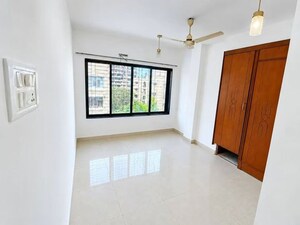 Bedroom in 1 BHK Apartment at Andheri CHS, Andheri West – for Rent