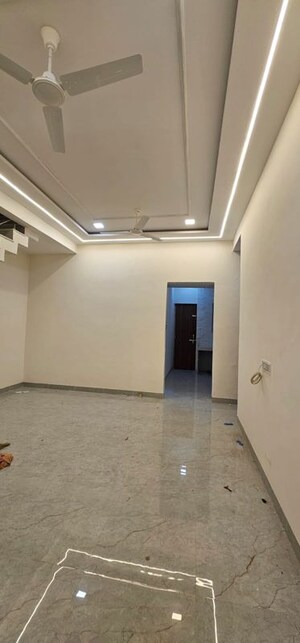 Room in 3 BHK Villa at Savedi – for Rent