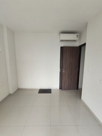 1 BHK +  322 Sq.Ft. Apartment in Lodha Crown Kolshet