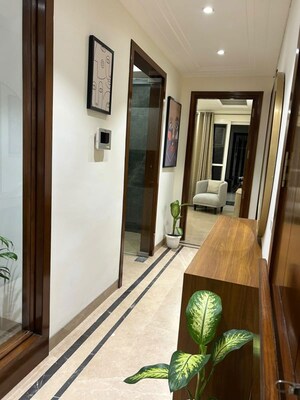 Building Lobby in 3 BHK Apartment at Safdarjung Enclave – for Rent