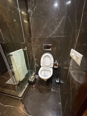 Bathroom in 3 BHK Apartment at Safdarjung Enclave – for Rent