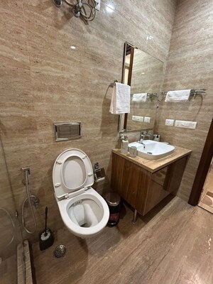 Bathroom in 3 BHK Apartment at Safdarjung Enclave – for Rent