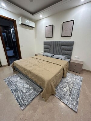 Bedroom in 3 BHK Apartment at Safdarjung Enclave – for Rent