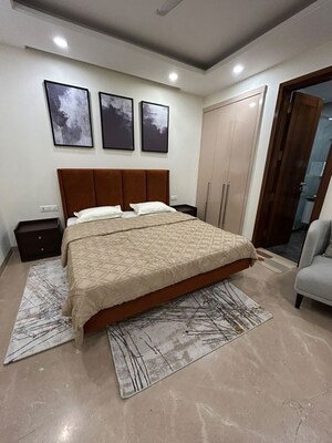 Bedroom in 3 BHK Apartment at Safdarjung Enclave – for Rent