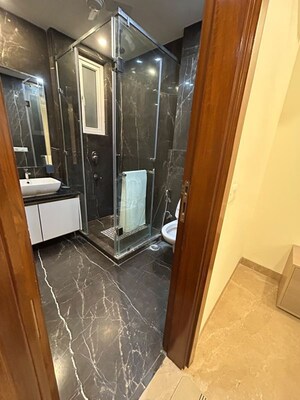 Bathroom in 3 BHK Apartment at Safdarjung Enclave – for Rent