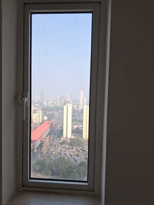 Swimming Pool in 1 BHK Apartment at Omkar Signet, Malad East – for Rent