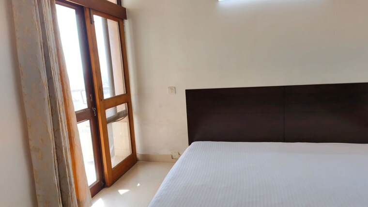Room, dlf-park-place 3.5 Bedroom 1983 Sq.Ft. Apartment In Sector 54 Gurgaon 10747584
