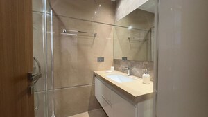 Attached Bathroom in 3 BHK Apartment at Green Park Extension – for Rent