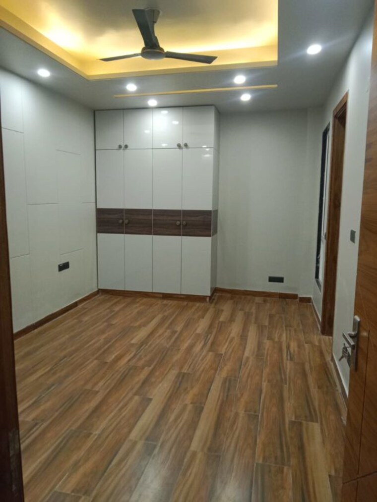 Room, dlf-city-phase-iv 3 Bedroom 360 Sq.Yd. Builder Floor In Dlf Phase iv Gurgaon 10747473