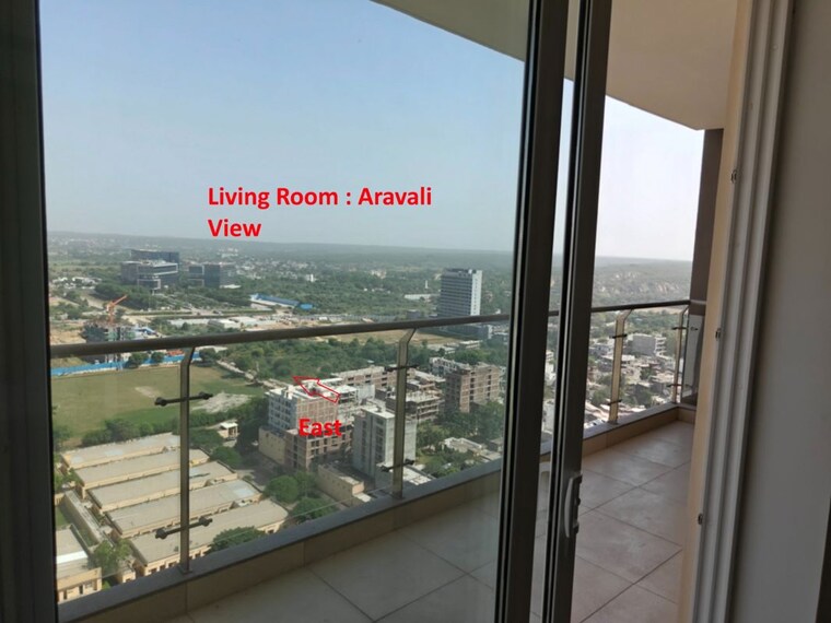 Balcony, pyramid-infinity 3 Bedroom 720 Sq.Ft. Apartment In Sector 70 Gurgaon 10747601