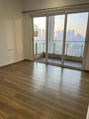 3 BHK Apartment For Rent in L&T Crescent Bay T2, Parel