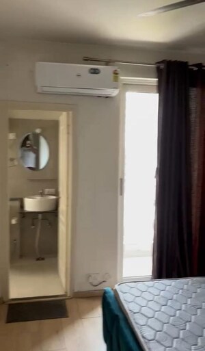 Room in 2 BHK Apartment at Ambala Highway – for Rent