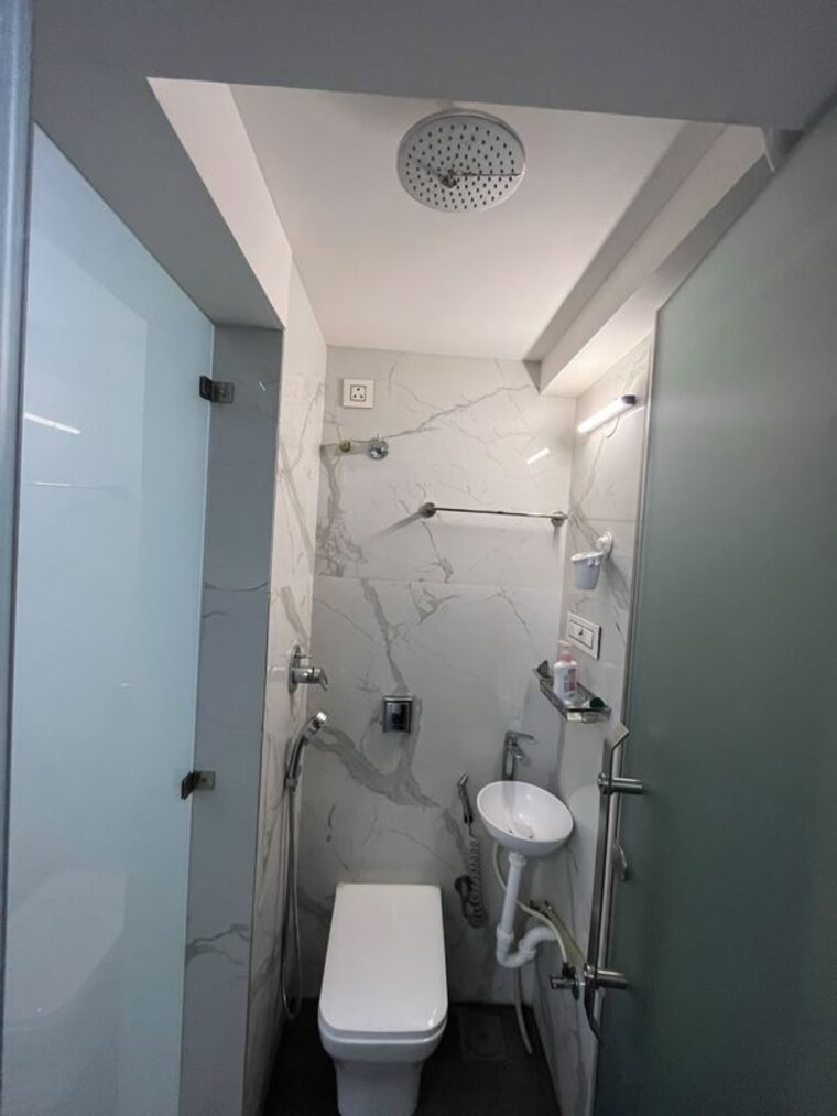 Bathroom, gurukrupa-marina-enclave 1 Bedroom 442 Sq.Ft. Apartment In Malad West Mumbai 10747705