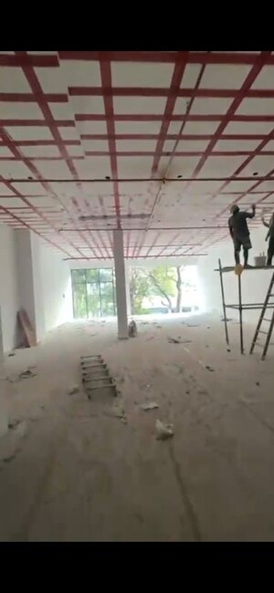 Room in  Shop at Malad West – for Rent