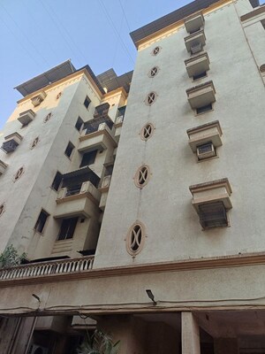 2 BHK Apartment For Rent in Arihant Riddhi, Ghansoli