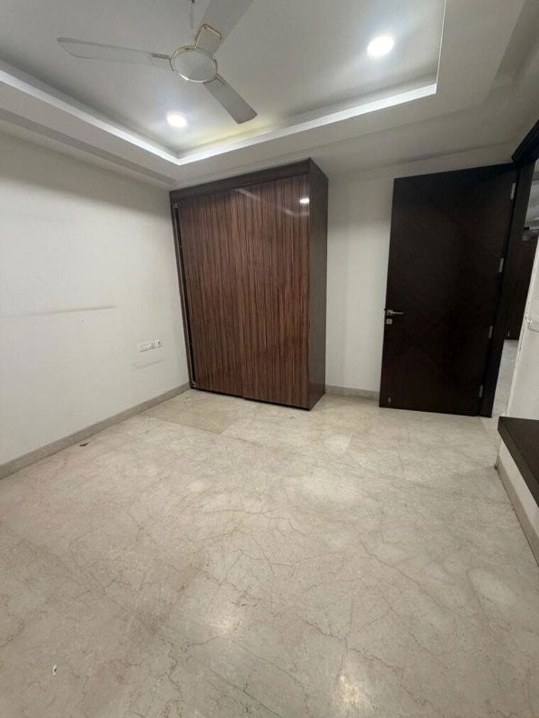 Room, green-wood-city 3 Bedroom 1875 Sq.Ft. Builder Floor In Sector 45 Gurgaon 10747710