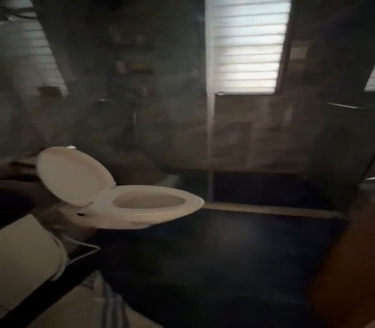 Bathroom, matunga east 3 Bedroom 1200 Sq.Ft. Apartment In Matunga East Mumbai 10747730