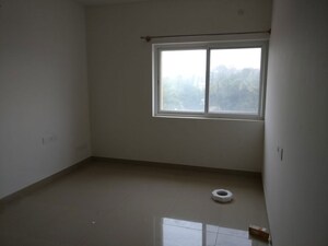 Room in 3 BHK Apartment at Mantri Webcity, Hennur Road – for Sale