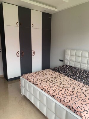 Bedroom in 3 BHK Builder Floor at Sector 23 – for Rent