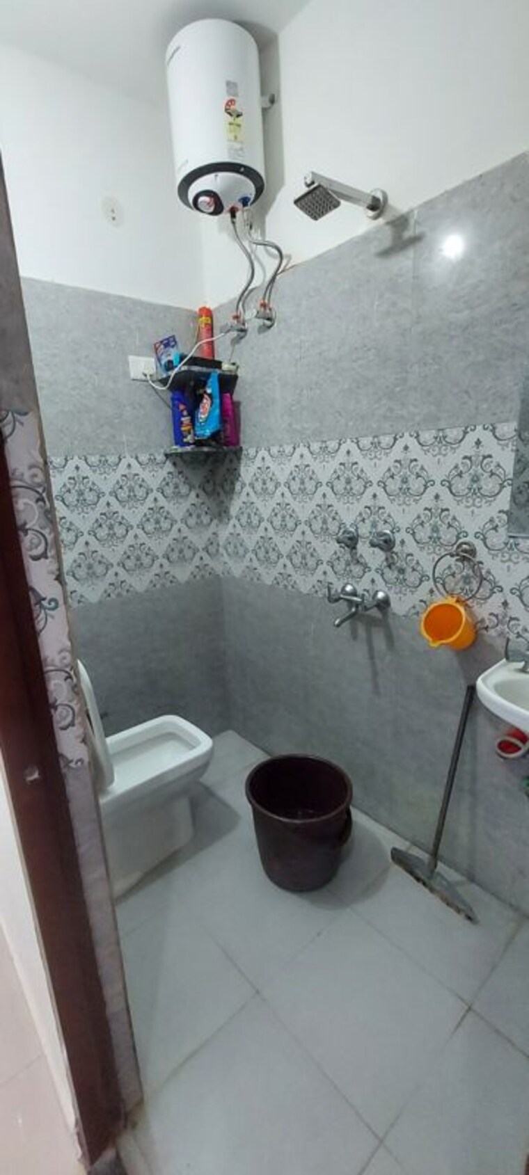 Attached Bathroom, sector 23 2 Bedroom 1200 Sq.Ft. Villa In Sector 23 Gurgaon 10747770