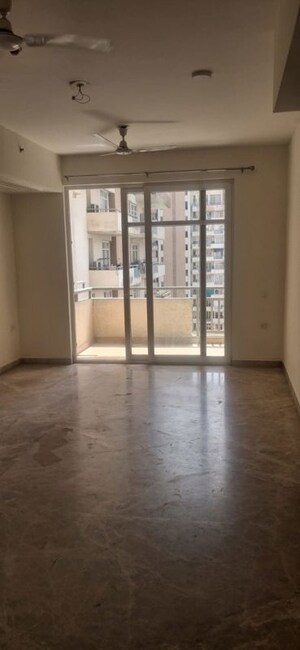 Room in 2 BHK Apartment at SS The Leaf, Sector 85 – for Sale
