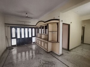 Room in 3 BHK Apartment at Habsiguda – for Rent