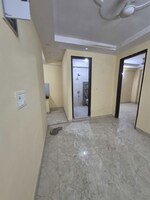 1.5 BHK +  450 Sq.Ft. Builder Floor in Mayur Vihar