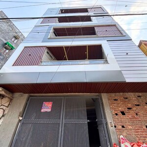 3 BHK Builder Floor For Sale in Uttam Nagar