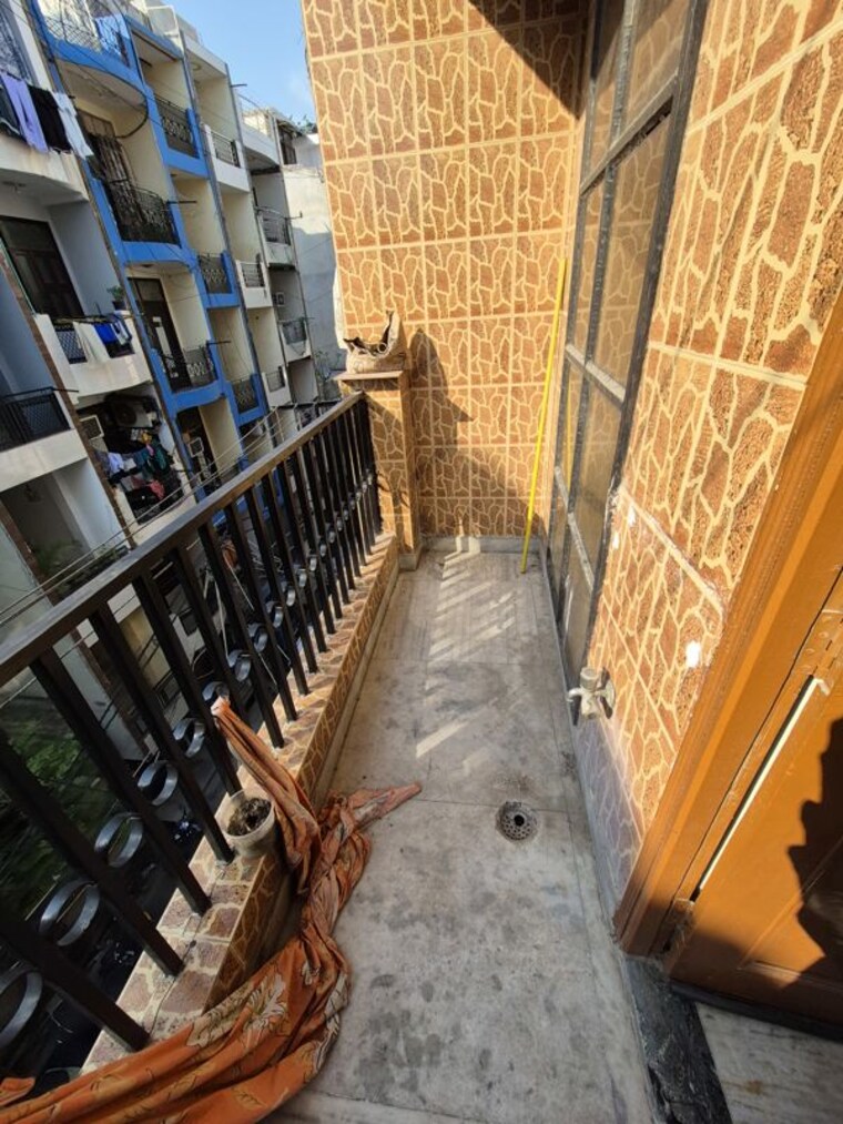Balcony, mayur vihar 2.5 Bedroom 600 Sq.Ft. Builder Floor In Mayur Vihar Delhi 10747814