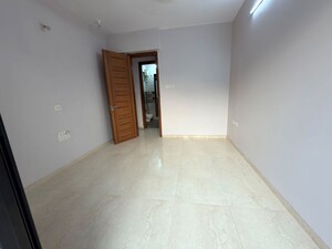 Room in 2 BHK Apartment at Meridian Mystic, Nerul Sector 27 – for Rent