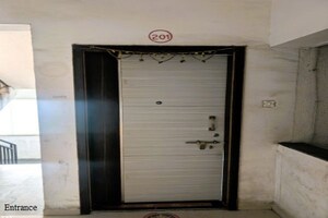 2 BHK Apartment – Entrance View at VI Lux Residency, Wadgaon Sheri - for Rent