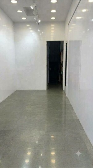  Shop For Rent in Chembur