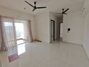 2 BHK Apartment For Sale in Lodha Sterling, Kolshet Road