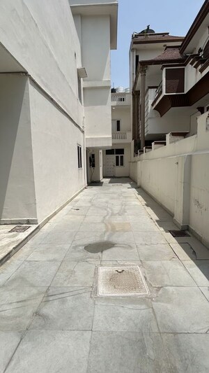 Kitchen in 6+ BHK Independent House at Sector 39 – for Sale