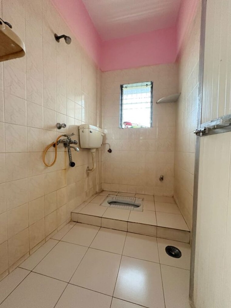 Bathroom, vijay-nagari-chs 2 Bedroom 648 Sq.Ft. Apartment In Vijay Nagari Thane 10744839