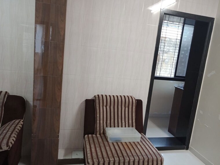 Living Room, dadar east 1.5 Bedroom 460 Sq.Ft. Apartment In Dadar East Mumbai 10747868
