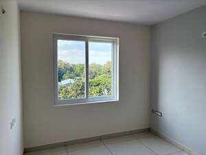 Room in 3 BHK Apartment at Brigade Laguna, Hebbal – for Rent