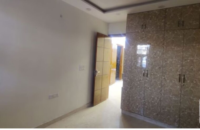 Room, janakpuri 3 Bedroom 150 Sq.Yd. Builder Floor In Janakpuri Delhi 10747865