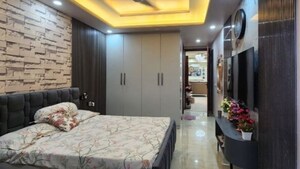 Room in 3 BHK Builder Floor at Janakpuri – for Sale