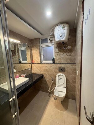 Bathroom in 1 BHK Apartment at Kashish Manor One, Sector 111 – for Rent