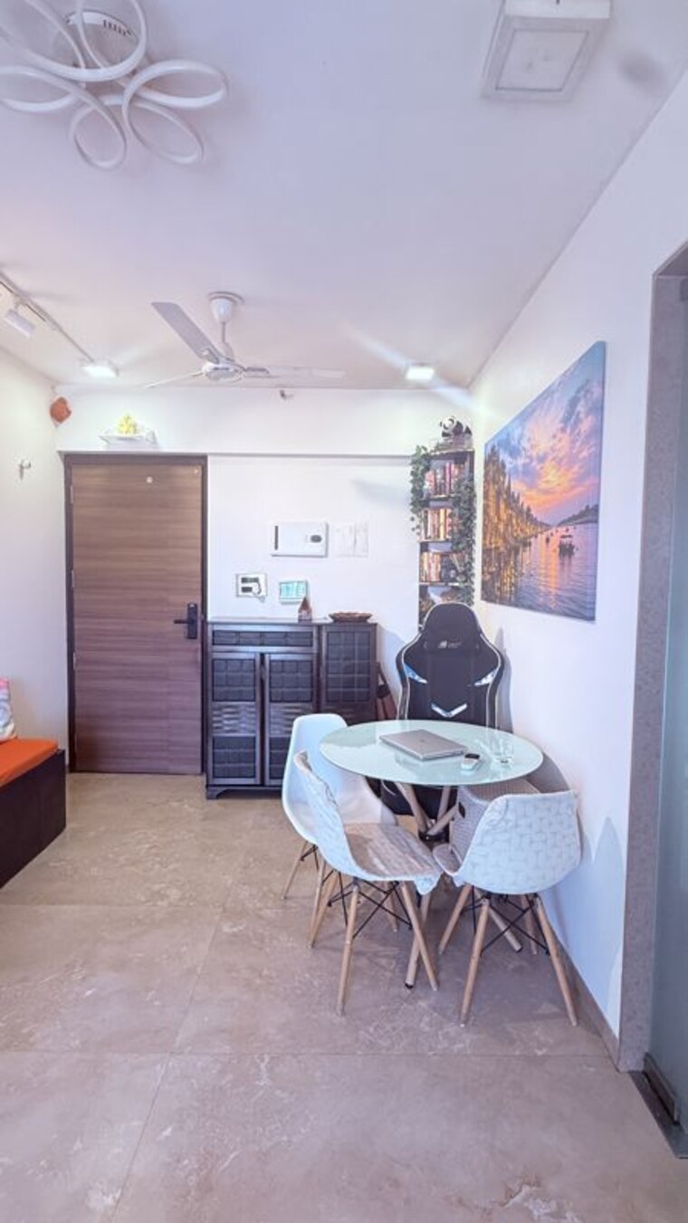 Team Area, laxmi-callista 1 Bedroom 424 Sq.Ft. Apartment In Goregaon West Mumbai 10747939