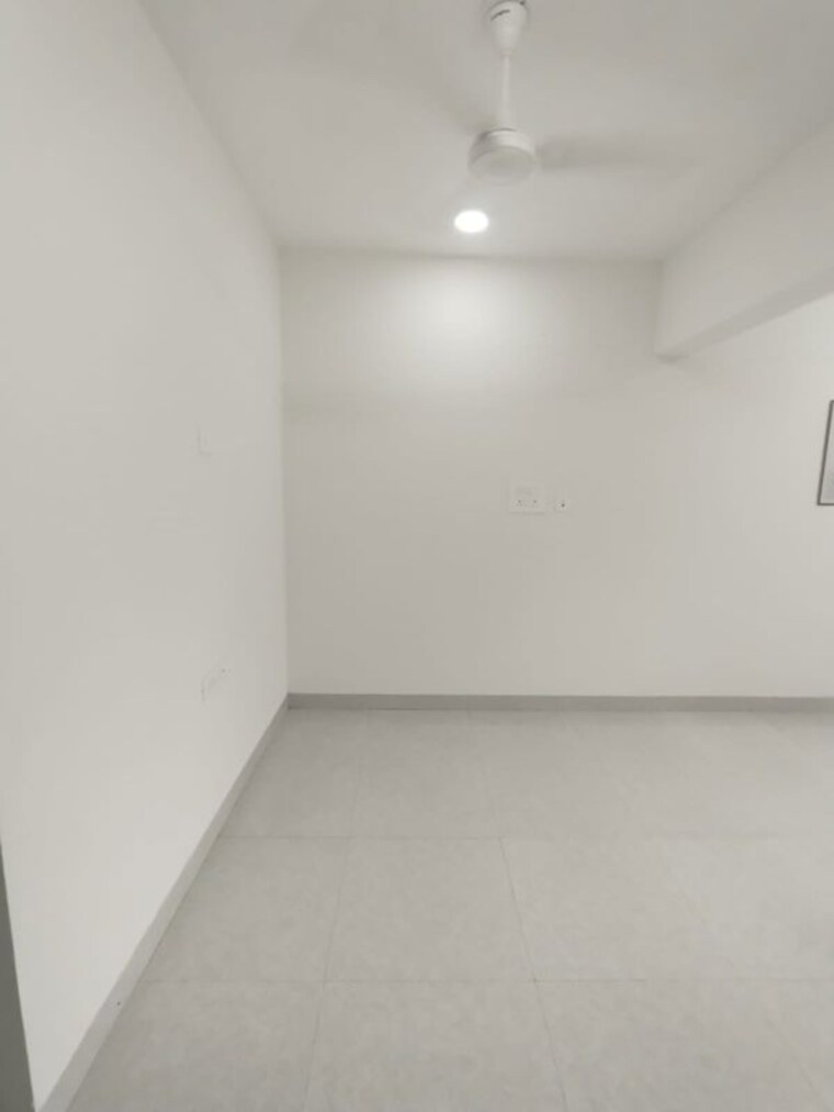 Room, silver-square-chs-ltd  450 Sq.Ft. Apartment In Santacruz East Mumbai 10747961