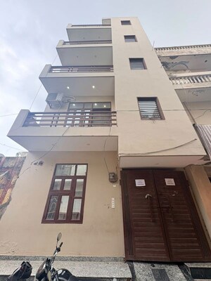 4 BHK Independent House For Sale in Subhash Nagar