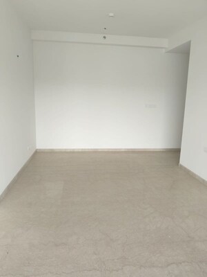 Room in 3 BHK Apartment at Sobha Nesara, Kothrud – for Rent