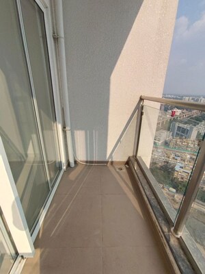 Staircase in 2.5 BHK Apartment at Runwal The Central Park, Chinchwad – for Rent
