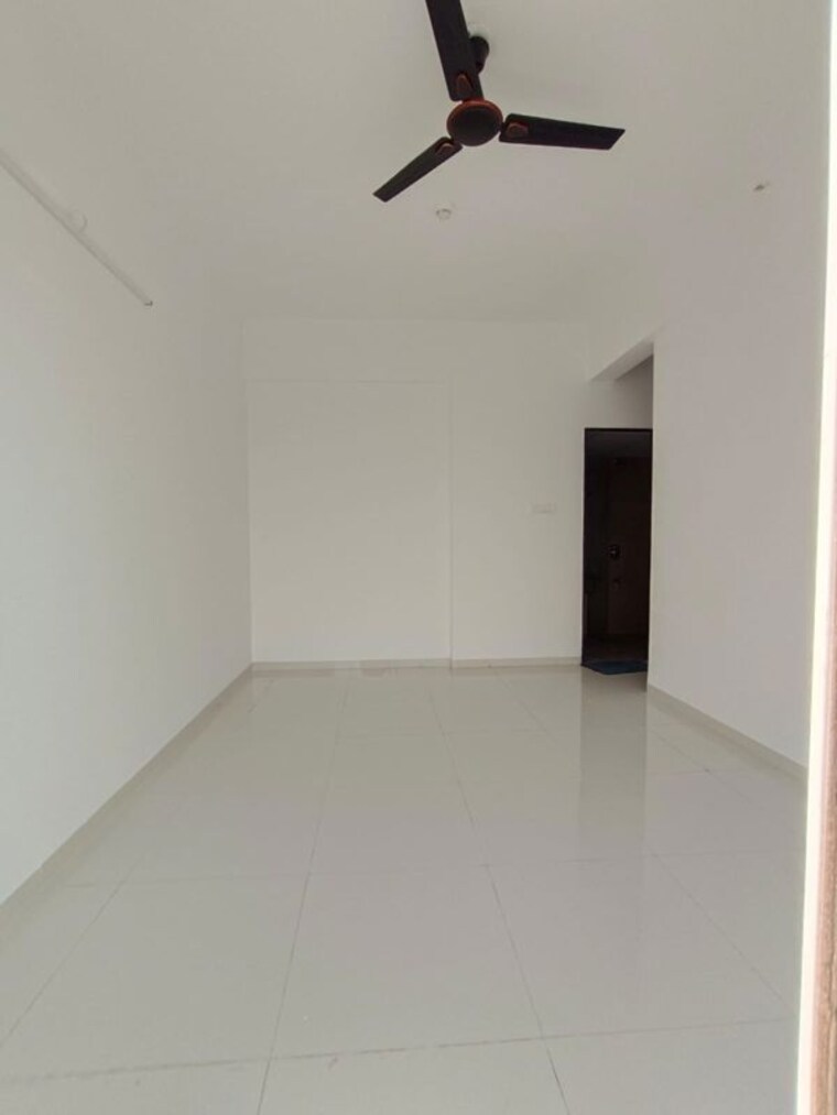 Room, runwal-the-central-park 2.5 Bedroom 1000 Sq.Ft. Apartment In Chinchwad Pune 10748015