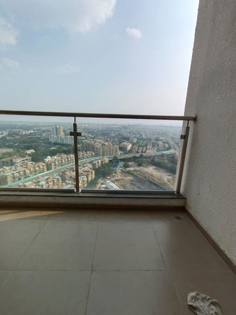 Balcony, runwal-the-central-park 2.5 Bedroom 1000 Sq.Ft. Apartment In Chinchwad Pune 10748015