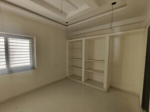 Room in 3 BHK Apartment at K Raheja Corp Vistas, Nacharam – for Rent