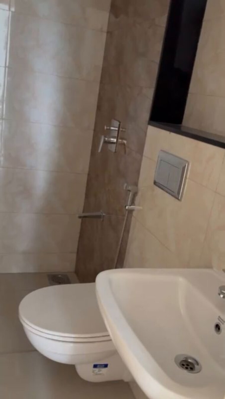 Bathroom, godrej-ascend 2 Bedroom 620 Sq.Ft. Apartment In Kolshet Road Thane 10748055